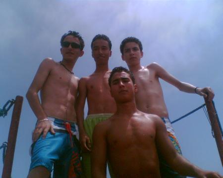 moi et mon frére et les amis